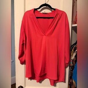 Women's V-Neck Long Sleeve Top in Pink